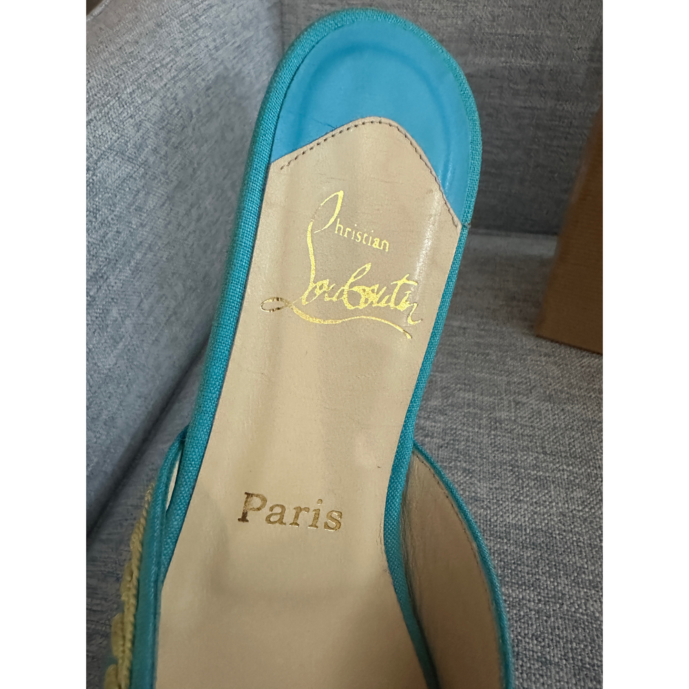 Christian Louboutin embroidered peep-toe slides in turquoise with gold - Picture 3 of 7